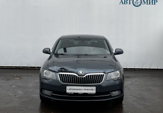 Подержанный автомобиль Skoda Superb Liftback 2014 года (2 фото)