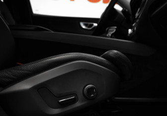 Подержанный автомобиль Volvo XC60 2019 года (29 фото)