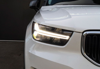 Подержанный автомобиль Volvo XC40 2019 года (19 фото)