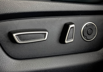 Подержанный автомобиль Changan CS95 2023 года (22 фото)