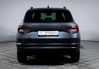Подержанный автомобиль Skoda Karoq 2020 года (6 фото)