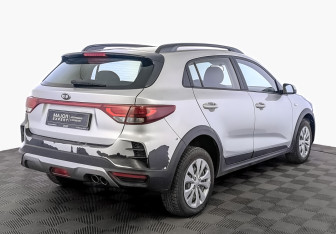 Подержанный автомобиль Kia Rio Hatchback 2021 года (5 фото)