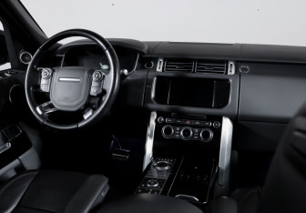 Подержанный автомобиль Land Rover Range Rover 2014 года (12 фото)
