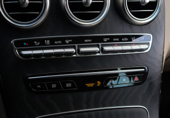 Подержанный автомобиль Mercedes-Benz GLC Coupe 2019 года (19 фото)