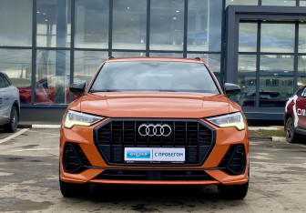 Подержанный автомобиль Audi Q3 2020 года (2 фото)