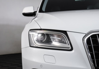 Подержанный автомобиль Audi Q5 2016 года (23 фото)