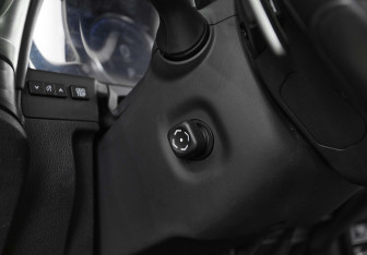 Подержанный автомобиль Lexus ES 2019 года (11 фото)