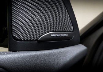 Подержанный автомобиль BMW X6 2020 года (25 фото)