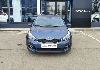 Подержанный автомобиль Kia Ceed Hatchback 2018 года (2 фото)