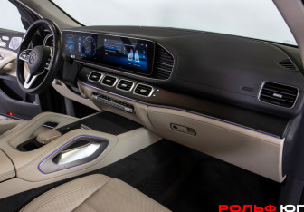 Подержанный автомобиль Mercedes-Benz GLE 2020 года (7 фото)