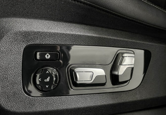 Подержанный автомобиль BMW X7 2019 года (17 фото)