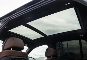 Подержанный автомобиль BMW X5 2022 года (23 фото)