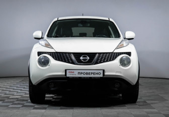 Подержанный автомобиль Nissan Juke 2012 года (2 фото)
