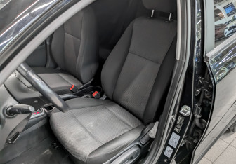 Подержанный автомобиль Kia Rio Hatchback 2021 года (20 фото)