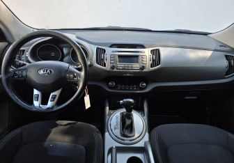 Подержанный автомобиль Kia Sportage 2014 года (11 фото)