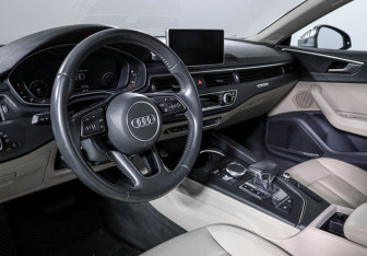 Подержанный автомобиль Audi A5 Liftback 2016 года (14 фото)