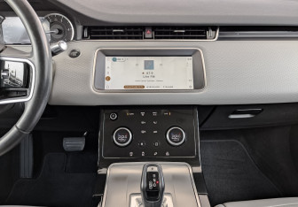 Подержанный автомобиль Land Rover Range Rover Evoque 2022 года (17 фото)