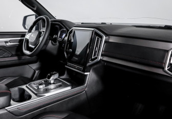 Подержанный автомобиль JAC T9 2025 года (9 фото)