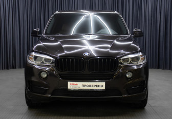Подержанный автомобиль BMW X5 2014 года (2 фото)