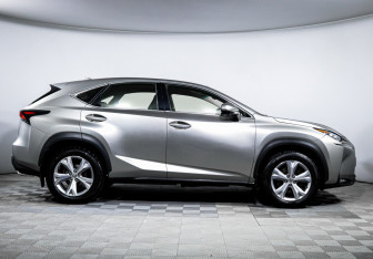 Подержанный автомобиль Lexus NX 2015 года (4 фото)