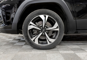 Подержанный автомобиль Москвич 3 2023 года (18 фото)