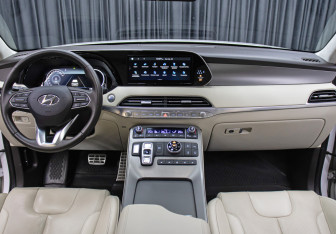 Подержанный автомобиль Hyundai Palisade 2021 года (16 фото)