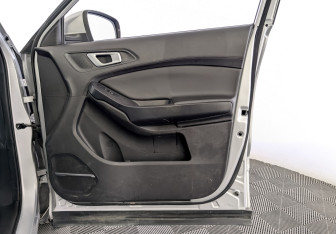 Подержанный автомобиль Chery Tiggo 4 2022 года (25 фото)