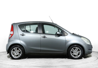Подержанный автомобиль Suzuki Splash 2011 года (4 фото)