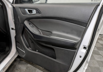 Подержанный автомобиль Chery Tiggo 4 2022 года (24 фото)