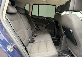 Подержанный автомобиль Volkswagen Tiguan 2012 года (11 фото)