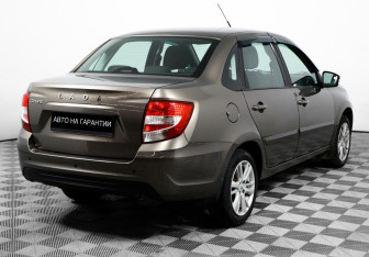 Подержанный автомобиль LADA (ВАЗ) Granta Sedan 2019 года (5 фото)