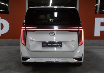 Подержанный автомобиль GAC M8 2024 года (6 фото)