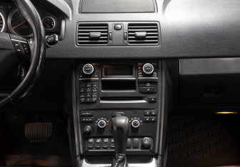 Подержанный автомобиль Volvo XC90 2014 года (14 фото)