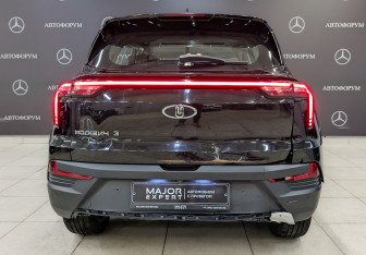 Подержанный автомобиль Москвич 3 2023 года (6 фото)