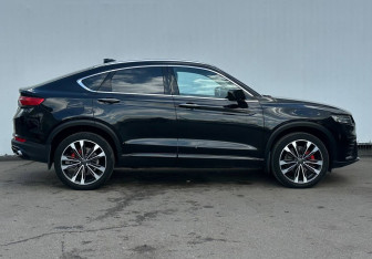 Подержанный автомобиль Geely Tugella 2021 года (4 фото)