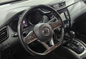 Подержанный автомобиль Nissan X-Trail 2019 года (12 фото)