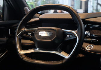 Подержанный автомобиль Geely Preface 2024 года (21 фото)