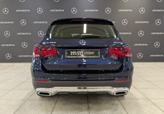 Подержанный автомобиль Mercedes-Benz GLC Coupe 2021 года (6 фото)