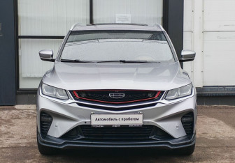 Подержанный автомобиль Geely Coolray 2020 года (2 фото)