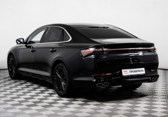 Подержанный автомобиль Geely Preface 2024 года (7 фото)