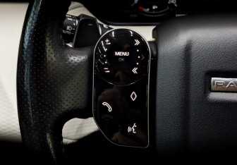 Подержанный автомобиль Land Rover Range Rover Velar 2017 года (28 фото)