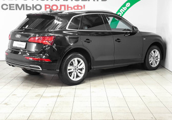 Подержанный автомобиль Audi Q5 2020 года (4 фото)