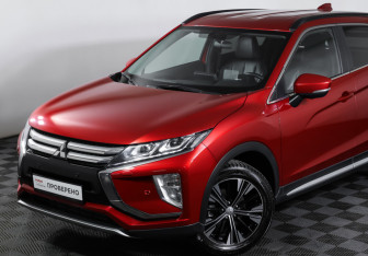 Подержанный автомобиль Mitsubishi Eclipse Cross 2019 года (24 фото)