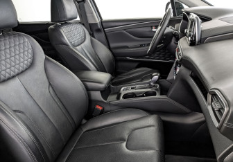 Подержанный автомобиль Hyundai Santa Fe 2019 года (23 фото)