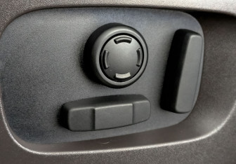 Подержанный автомобиль Land Rover Range Rover Sport 2021 года (26 фото)