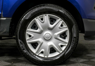 Подержанный автомобиль Ford EcoSport 2016 года (6 фото)