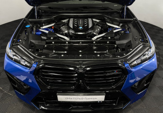 Подержанный автомобиль BMW X6 2019 года (10 фото)