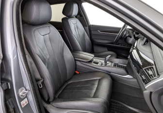 Подержанный автомобиль BMW X6 2019 года (24 фото)