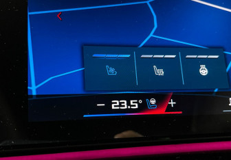 Подержанный автомобиль BMW M5 Sedan 2024 года (22 фото)