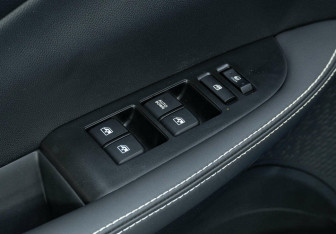 Подержанный автомобиль Changan Alsvin 2023 года (13 фото)